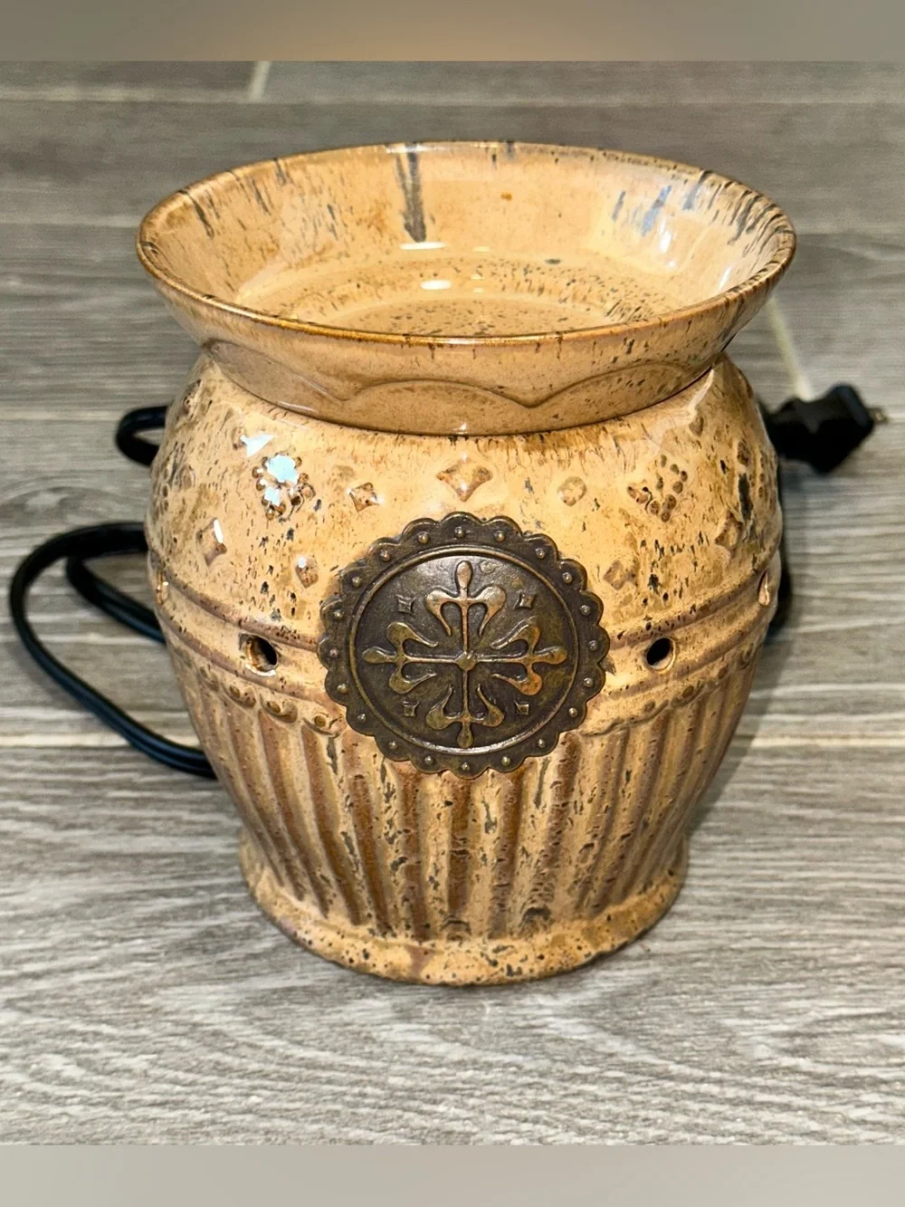 SCENTSY Arthur Full Size Ceramic Electric Wax Warmer Retired Imperial Line Works